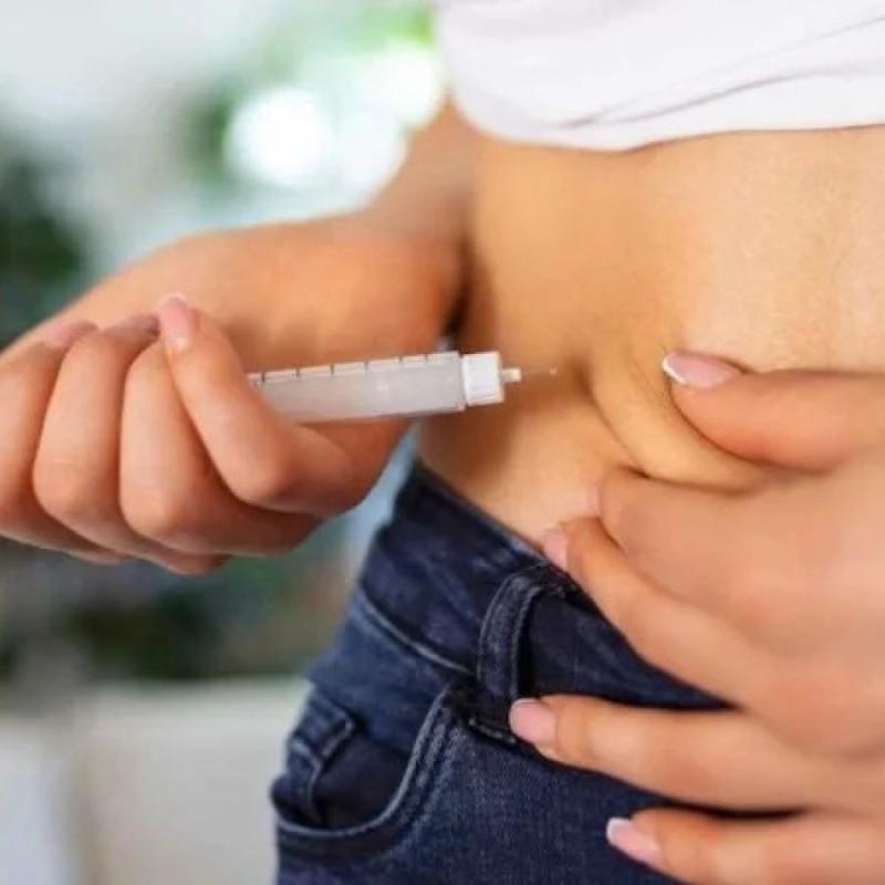 Cirurgia plástica: a melhor amiga das canetas emagrecedoras