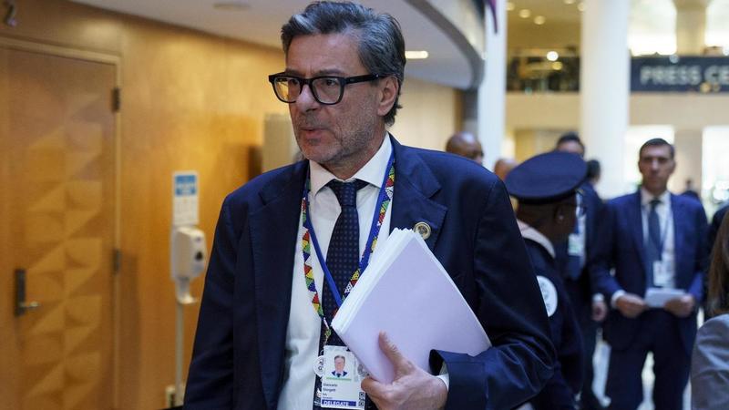 Giorgetti prova a rassicurare la Bce: “Riserve d’oro gestite da Bankitalia”