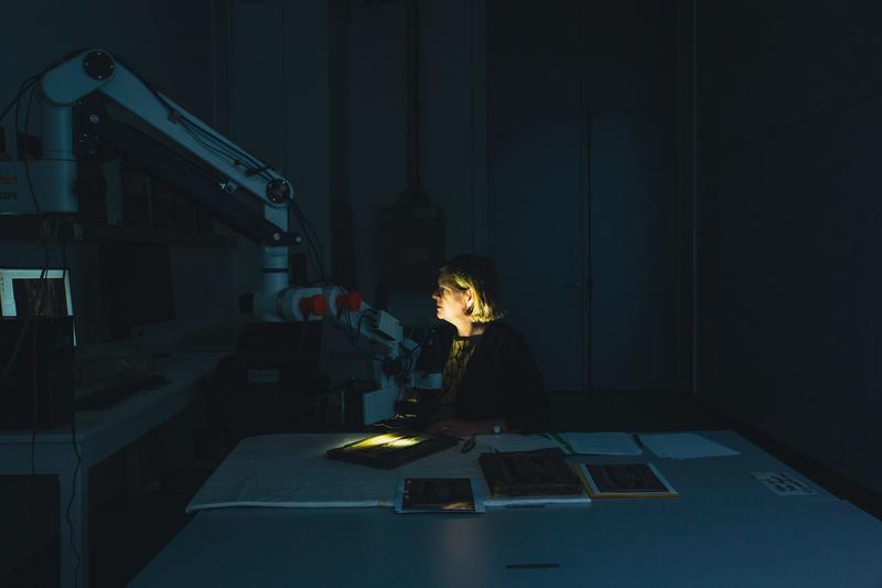 Au Louvre, la radiologue qui révèle les mystères des chefs-d ’œuvre Au Louvre, la radiologue qui révèle les mystères des chefs-d ’œuvre