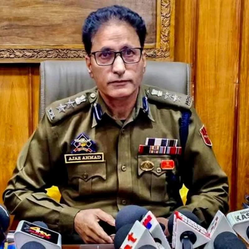 Signals alone can’t manage traffic : SSP Srinagar City Signals alone can’t manage traffic : SSP Srinagar City