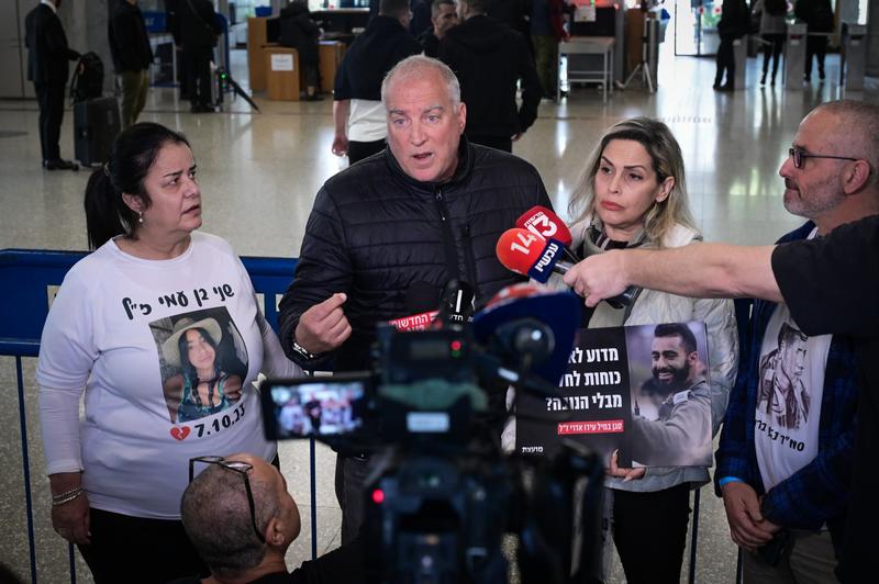 Netanyahu testimony paused after guards tussle with bereaved families Netanyahu testimony paused after guards tussle with bereaved families