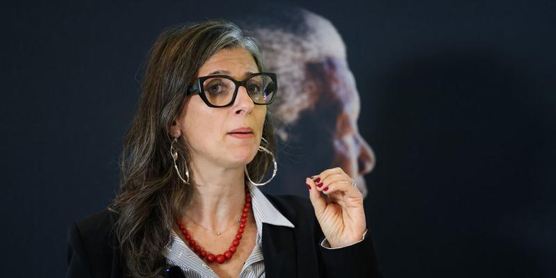 Francesca Albanese: Winner of the Lay Down Your Arms Award Francesca Albanese: Winner of the Lay Down Your Arms Award