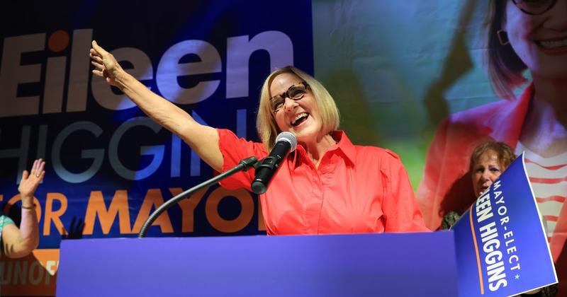 A Big Win in Miami Shows Democrats May Ride a Midterm Wave A Big Win in Miami Shows Democrats May Ride a Midterm Wave