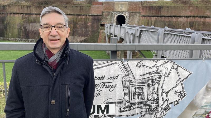 Premium Die Jülicher Festung in den Mittelpunkt gerückt Premium Die Jülicher Festung in den Mittelpunkt gerückt