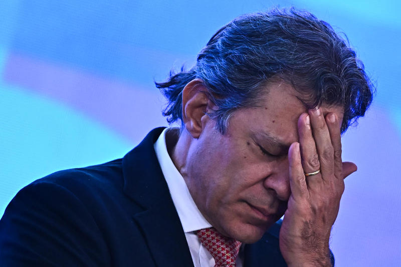 É proibido pedalar, mas governo insiste na maquiagem contábil