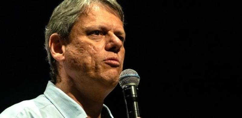 Tarcísio não tem chefe, tem caráter