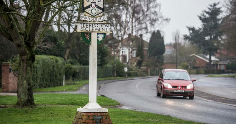 Man caught with knives and razor said he intended to use one...to cut his toenails Man caught with knives and razor said he intended to use one...to cut his toenails