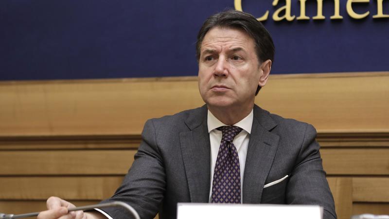 Conte sconfessa l’Europa: “Sull’Ucraina un fallimento”. In sintonia con la Lega: “Lasciamo fare agli Usa”