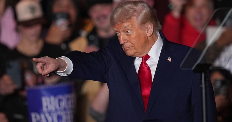 Trumps popularitet kollapser av tre årsaker Trumps popularitet kollapser av tre årsaker