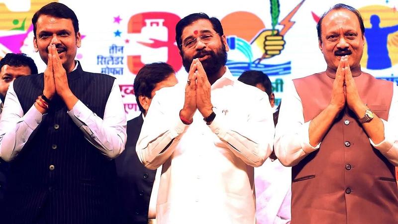 Is Cash Now The 'King' Of Maharashtra's Political Game? Is Cash Now The 'King' Of Maharashtra's Political Game?