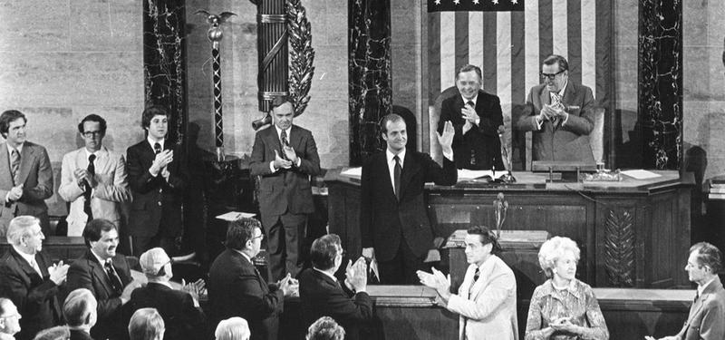 Historia de dos transiciones