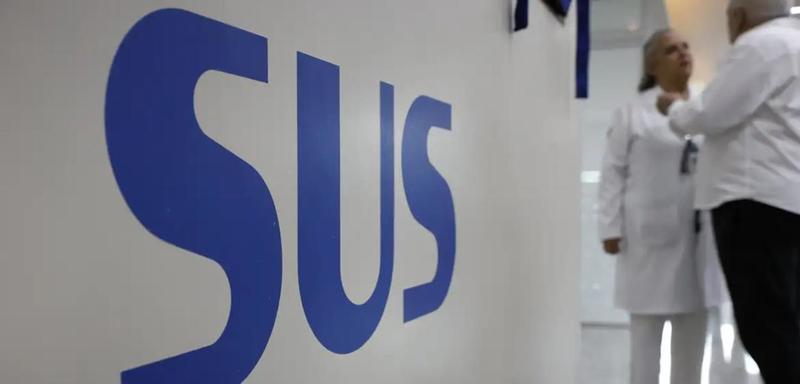 A vida e o capital: acesso a medicamentos, democracia e a disputa ética no Brasil