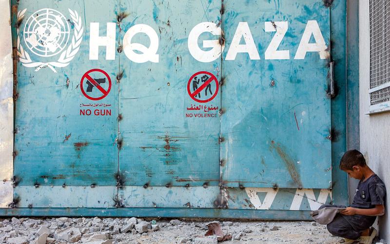 US considers hitting UNRWA with terrorism-related sanctions