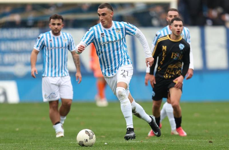 Cozzari, cuore biancazzurro: «A disposizione per vincere»