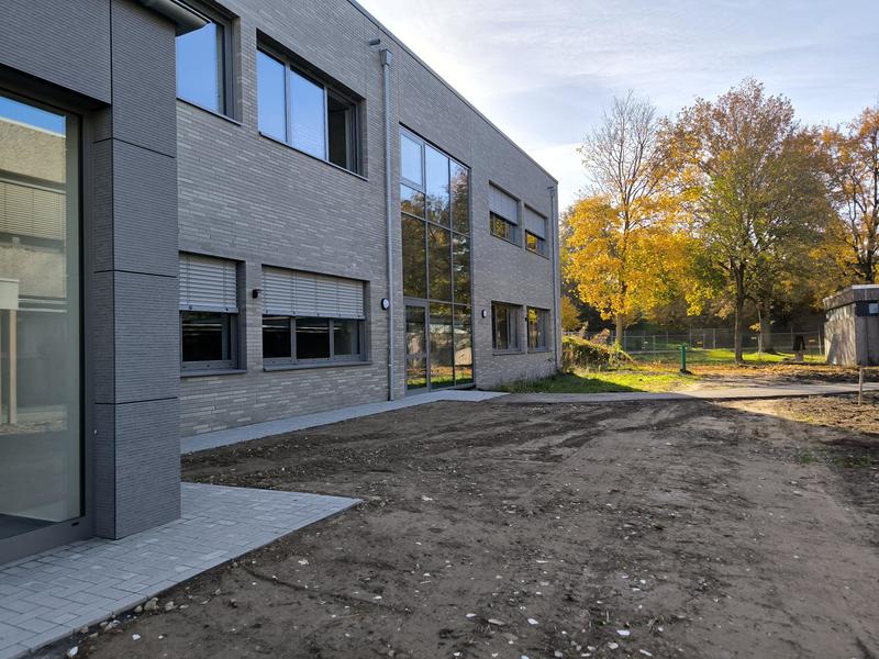 Premium Teurer Schulhof-Umbau: 2,48 Millionen Euro für die Realschule Heinsberg Premium Teurer Schulhof-Umbau: 2,48 Millionen Euro für die Realschule Heinsberg