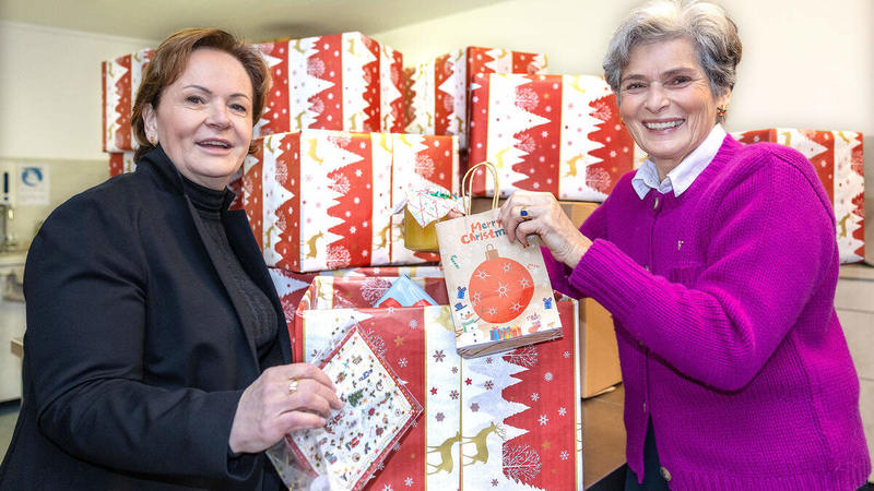 Premium „Für viele ist die Weihnachtskiste das einzige Geschenk“ Premium „Für viele ist die Weihnachtskiste das einzige Geschenk“