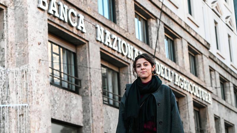 Commemorazione piazza Fontana. Matilde, 18 anni, la voce dei giovani sul palco: 