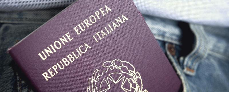 Nuove regole per entrare negli Usa: controlli sui social degli ultimi 5 anni e stretta sull’ESTA