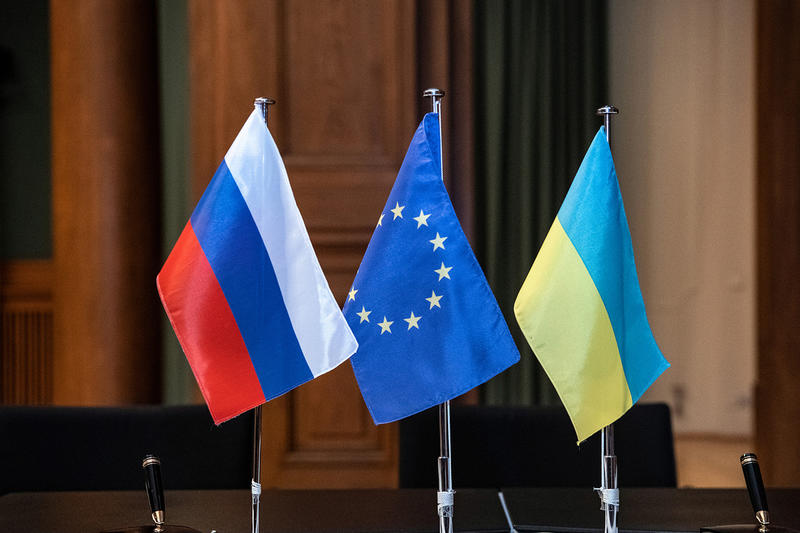 Украинский конфликт уперся в деньги: в преддверии часа Х Запад раскололся на два лагеря Украинский конфликт уперся в деньги: в преддверии часа Х Запад раскололся на два лагеря