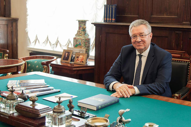 Санкт-Петербургское отделение РАН берет «под крыло» ученых северо-запада России Санкт-Петербургское отделение РАН берет «под крыло» ученых северо-запада России