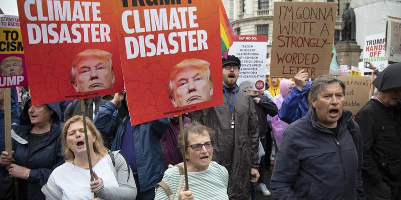 Trump, Faced With Global Armageddon, Does Everything He Can to Bring It On Trump, Faced With Global Armageddon, Does Everything He Can to Bring It On