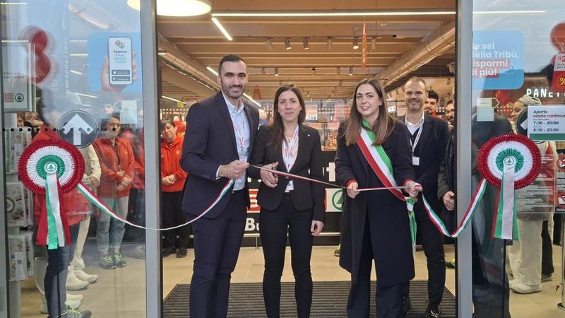 Inaugurato un nuovo Despar: si assumono 21 lavoratori
