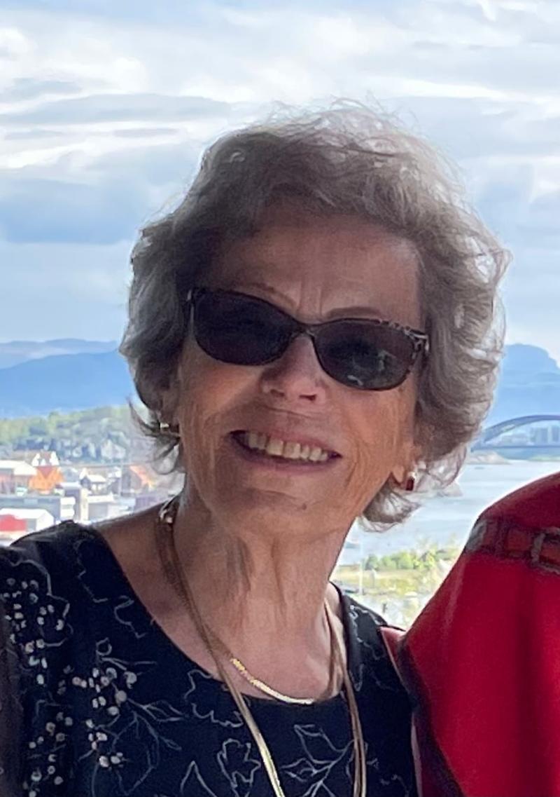 Ikke bruk så mange fremmedord, Kjersti Sortland! Ikke bruk så mange fremmedord, Kjersti Sortland!