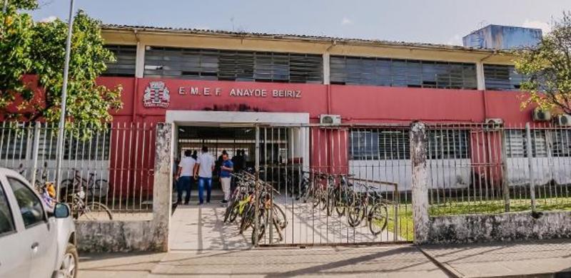 'Suporte emocional': João Pessoa autoriza padres e pastores em escolas