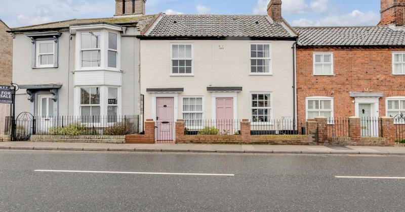 Refurbished property with period features in Bungay for sale Refurbished property with period features in Bungay for sale