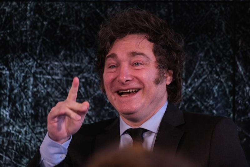 Jetzt kommt Javier Mileis Kettensäge nach Deutschland Jetzt kommt Javier Mileis Kettensäge nach Deutschland