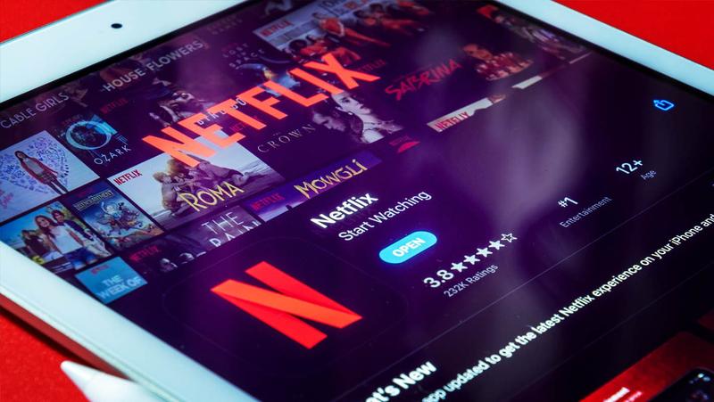 Το Netflix δείχνει τα δόντια του Το Netflix δείχνει τα δόντια του