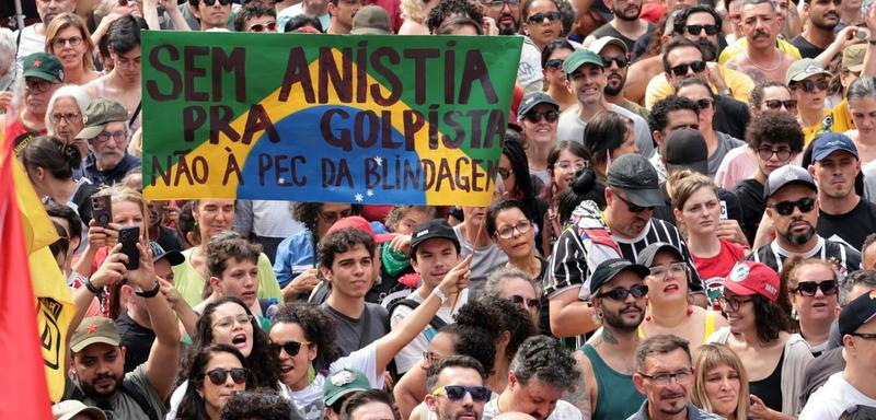 Congresso inimigo do povo