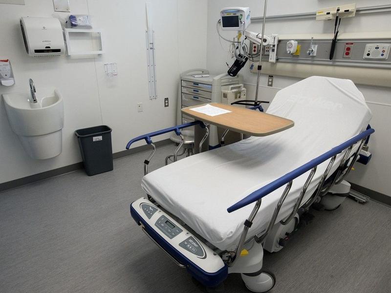 Opinion: Fix health-care's foundation before adding dual-practice