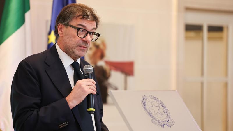 Manovra, modifiche per un miliardo. Si sblocca il dossier oro di Bankitalia Manovra, modifiche per un miliardo. Si sblocca il dossier oro di Bankitalia