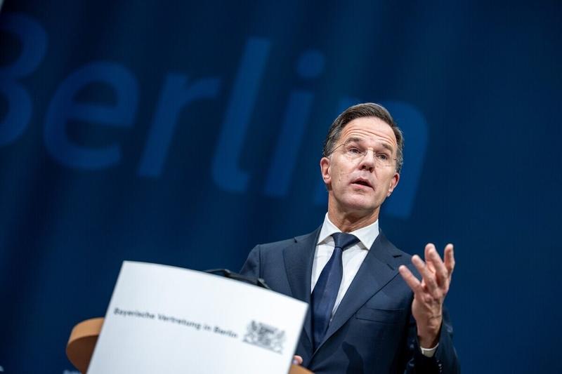 Рютте пошел по стопам Писториуса: зачем генсек НАТО предрек войну Европы и России Рютте пошел по стопам Писториуса: зачем генсек НАТО предрек войну Европы и России