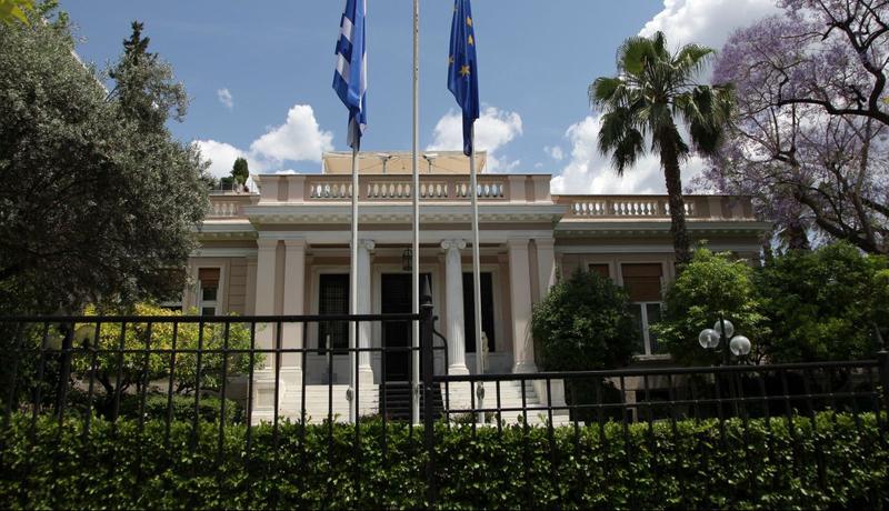 Από Κυριάκο σε Κυριάκο και από Φραπέ σε Ferrari