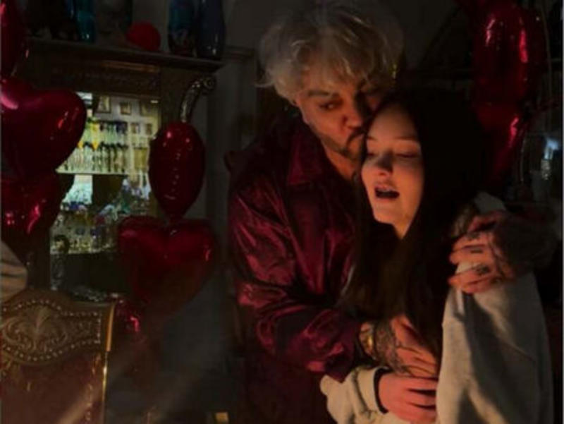 Филип Киркоров обсипа дъщеря си с подаръци Филип Киркоров обсипа дъщеря си с подаръци