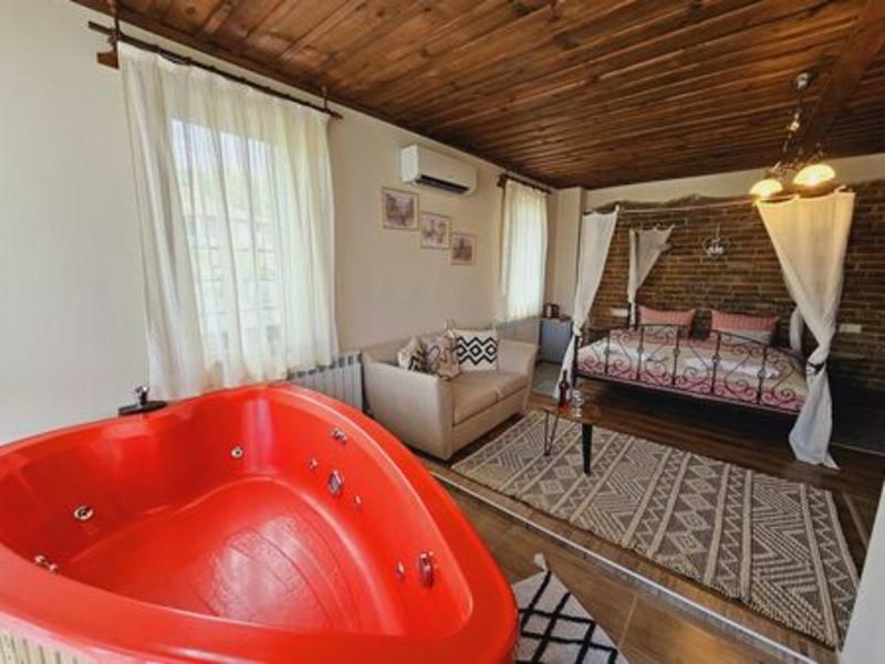 Министерството на туризма предупреждава, че зачестяват измамите с нощувки в некатегоризирани обекти Министерството на туризма предупреждава, че зачестяват измамите с нощувки в некатегоризирани обекти