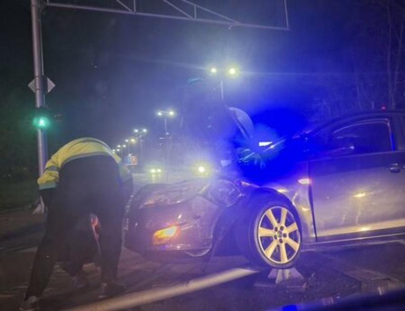 Извънредно! Тежка катастрофа до мол Гранд плаза в Бургас