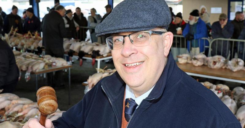 Christmas poultry auctions are going ahead despite the 'shadow' of bird flu Christmas poultry auctions are going ahead despite the 'shadow' of bird flu