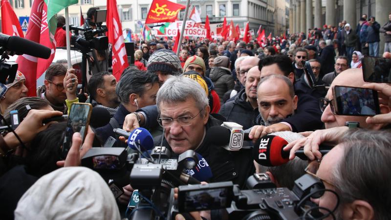 Solita guerra di cifre sullo sciopero. Cgil: adesioni al 68%. Il governo: disagi limitati / Solita guerra di cifre sullo sciopero. Cgil: adesioni al 68%. Il governo: disagi limitati /