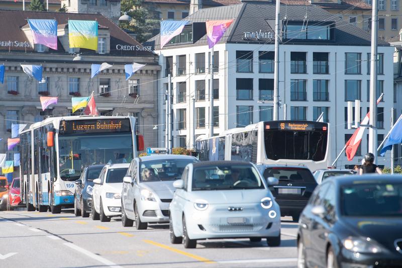 Liegestütze statt Einschwimmen – danke ÖV
