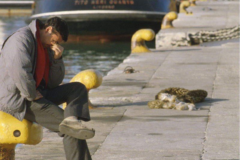 La povertà non si cura (solo) con i sussidi La povertà non si cura (solo) con i sussidi