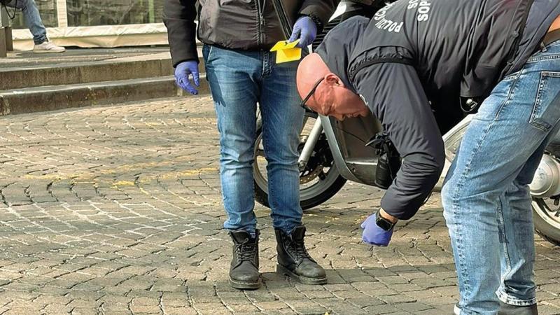 Spari e aggressioni vicinoÂ alla Prefettura, di notte piazzaCarolina Ã¨ delle baby gangâNeri:Â Â«Denunciato piÃ¹ volteÂ»