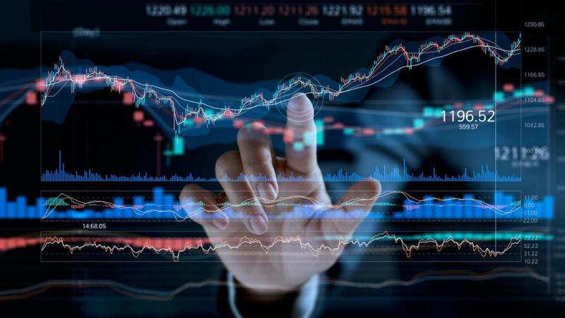 Broker sequestrato dalla cliente: “Rivoglio indietro i soldi investiti”