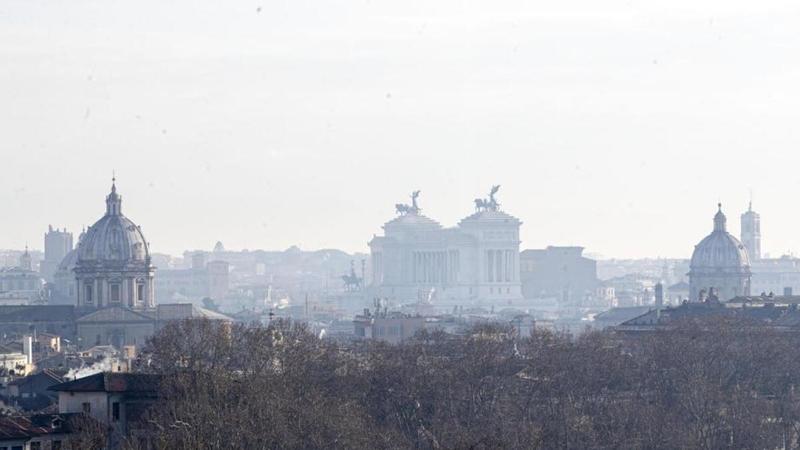 Smog oltre il limite, domenica ecologica il 14 dicembre con stop alle vecchie auto