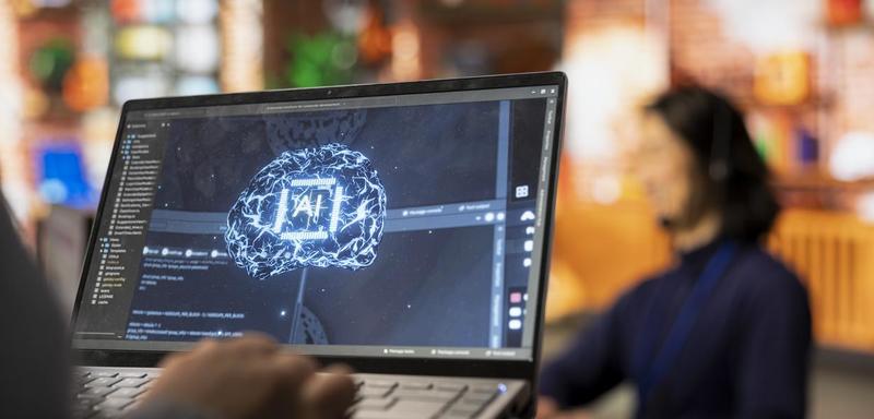 Humanos em falta, máquinas em excesso: psicoterapia e IA Humanos em falta, máquinas em excesso: psicoterapia e IA