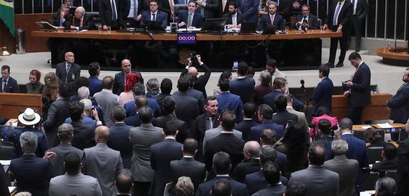 Quando o Congresso vira ameaça, o povo precisa ser o freio Quando o Congresso vira ameaça, o povo precisa ser o freio