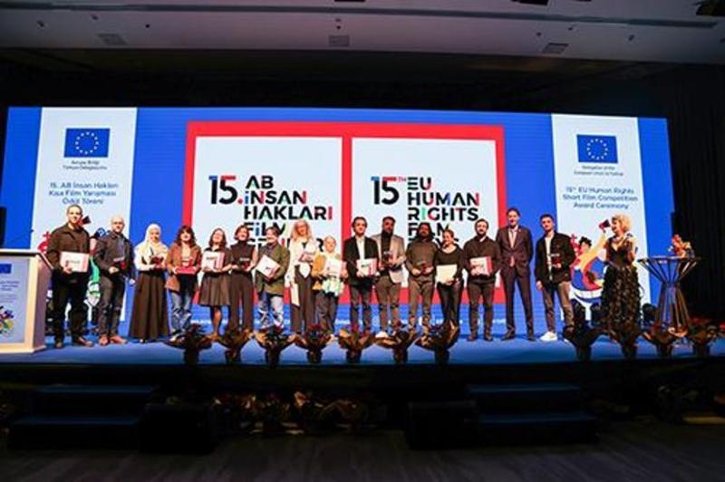 İnsan Hakları Yasalarla Değil, Hikâyelerle Hatırlanır İnsan Hakları Yasalarla Değil, Hikâyelerle Hatırlanır