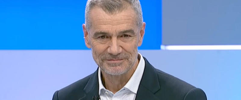 Otro varapalo para Toni Cantó en la televisión valenciana: nueva caída en audiencias con su segundo programa Otro varapalo para Toni Cantó en la televisión valenciana: nueva caída en audiencias con su segundo programa